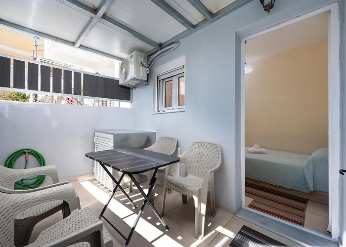 Spot Beach, Food & Coffee Nearby Kos By